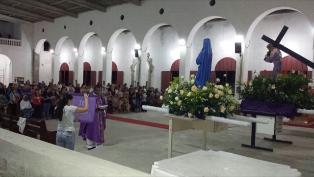 Procissão do Encontro foi realizada nesta quarta-feira (28) na Paróquia Santo Antônio do Menino Deus, em João Pessoa