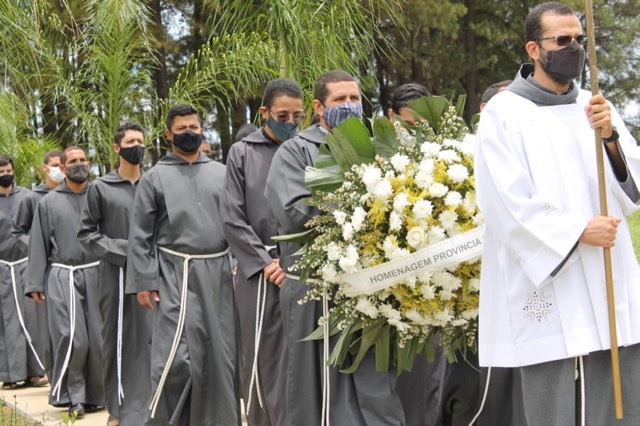 Celebração de Frades falecidos da Ordem e familiares falecidos