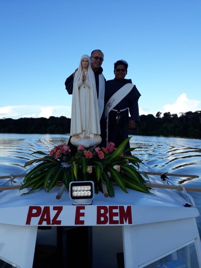 Festa de Fátima em Juruá é marcada pela visita aos ribeirinhos