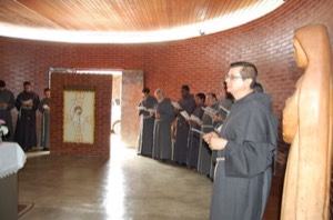 Abertura da nova casa filial em Goiânia - GO e posse do Frei Roberto Cândido como pároco